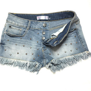 New No Boundaries Denim Studded Short